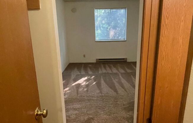 2 beds, 1.5 baths, 900 sqft, $1,600, Unit C105