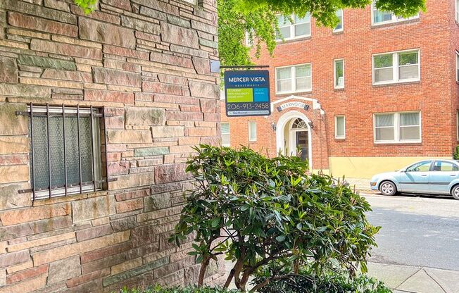 2 beds, 1 bath, 700 sqft, $2,495, Unit 104
