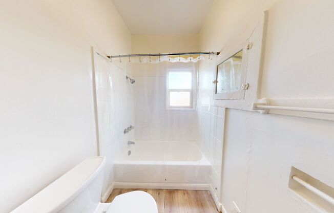 5452 Bancroft Avenue