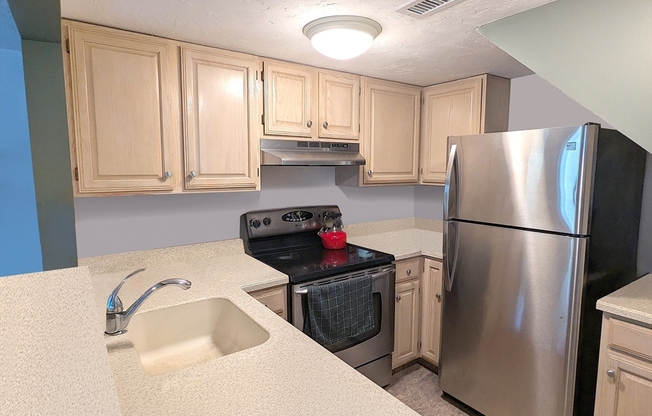 1 bed, 2 baths, 708 sqft, $2,100, Unit A304