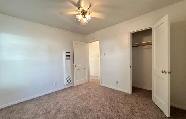 2 beds, 1 bath, 825 sqft, $850, Unit 1006 Williamson Dr (C)