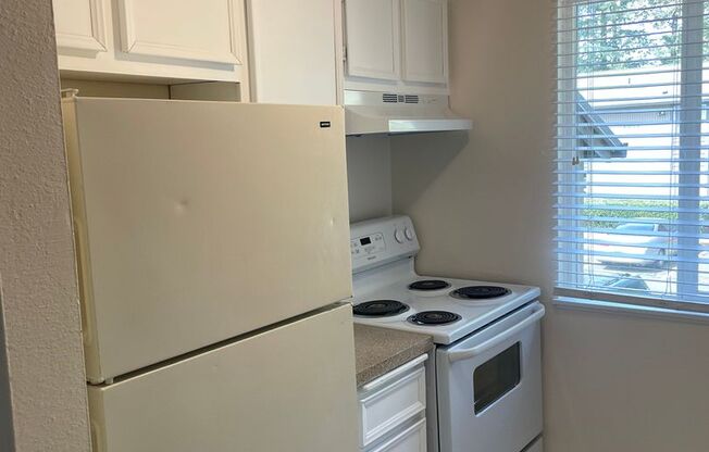 KIMBERLY WEST APARTMENTS