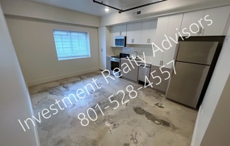 1172 E GRAYSTONE WAY