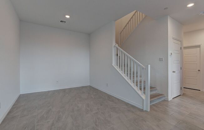 3 beds, 3 baths, $2,710