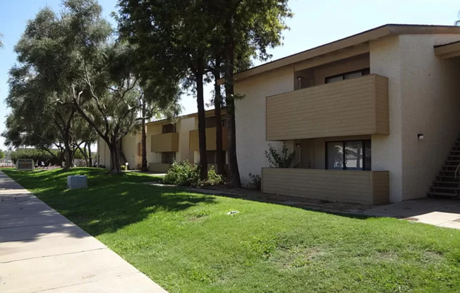 **PERFECT LOCATION - 2br/2ba CONDO (MCDONALD & 82ND)