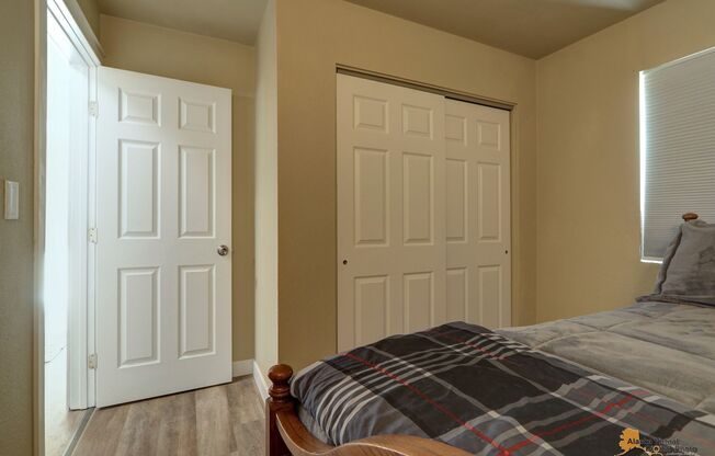 1 bed, 1 bath, $1,095, Unit 2