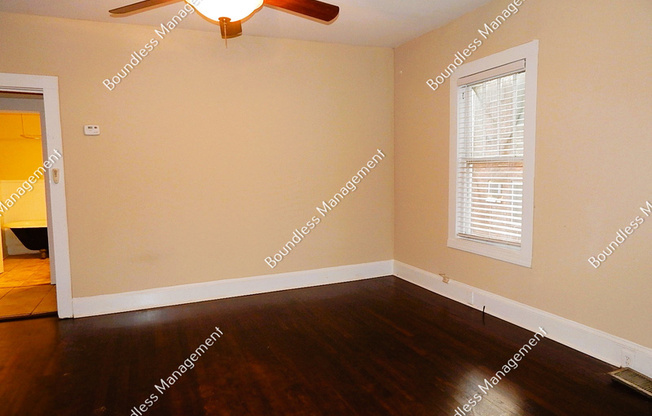 1776 LYLE AVE