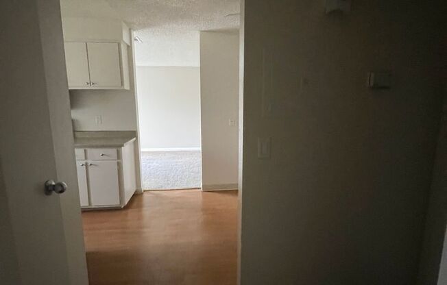 1 bed, 1 bath, 592 sqft, $926, Unit 106