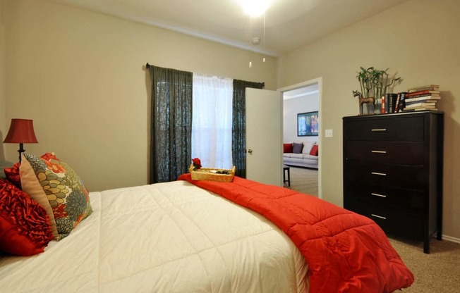 Classic Bedroom at Stoneleigh on Cartwright Apartments, J Street Property Services, Texas, 75180
