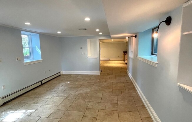 36 SUNHILL LN