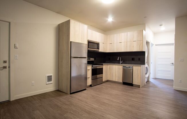 Top Floor Modern 1 Bedroom with Sleek Style + Juliette Balcony!