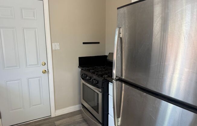 Charming 2 Bedroom Home in Coastal Oceanside Call 6 1 9 8 8 8 5 5 5 4