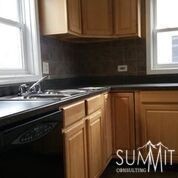 3 beds, 1 bath, $1,600