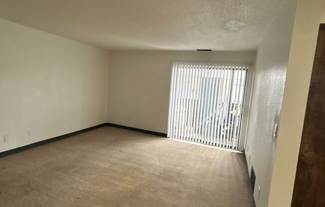 1 bed, 1 bath, 806 sqft, $825, Unit 201-107E