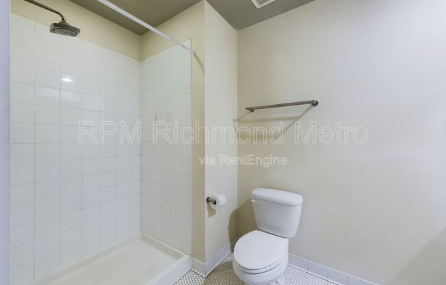 2 beds, 2 baths, 865 sqft, $1,400, Unit 119