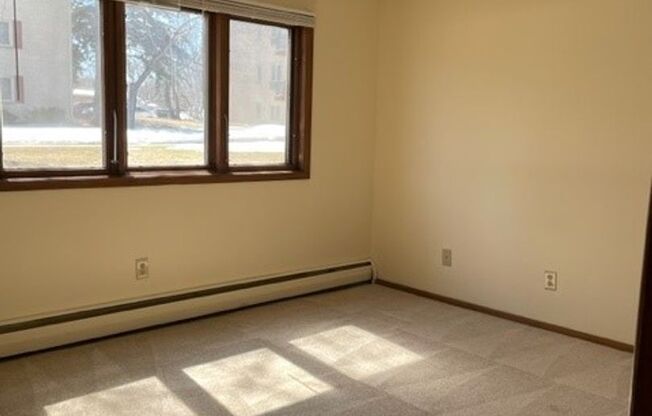 1 bed, 1 bath, 750 sqft, $1,150, Unit 7307-004