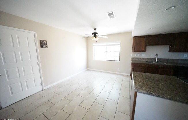 4231 Sanderling Circle #270
