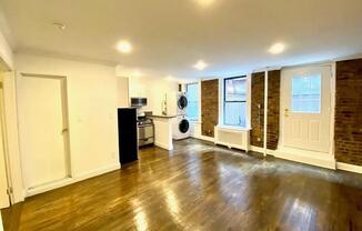 338 LEXINGTON AVE
