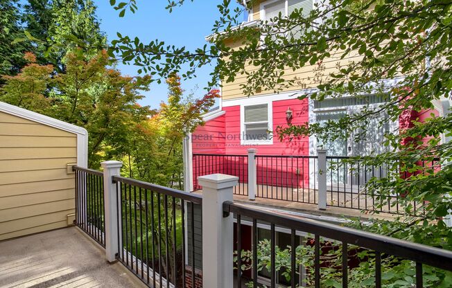 3 beds, 3.5 baths, $2,695