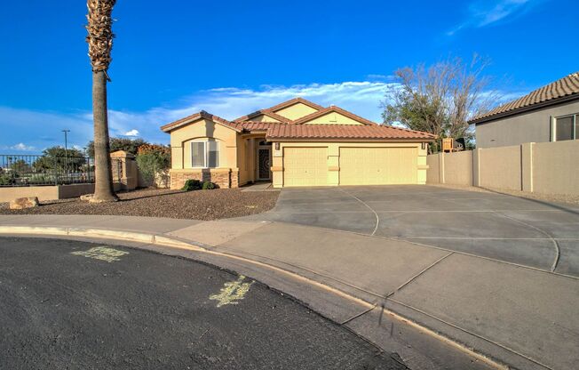 Gorgeous Furnished Single Level 3 Bedroom + 2 Bathroom + Den + 3 Car Garage + Pool + Golf Course Cul De Sac Lot in Greenfield Lakes in Gilbert