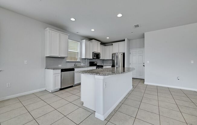 For Lease - 6408 Owl Creek Ln, Austin, TX 78747
