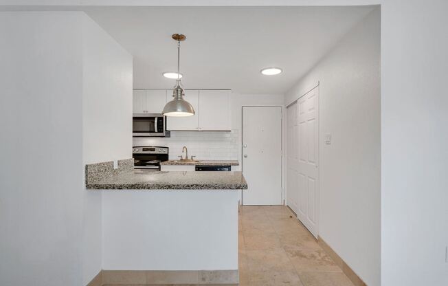 300 Holcomb Avenue