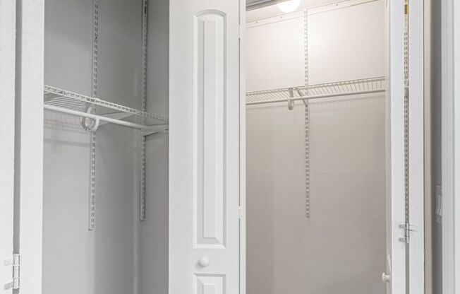 Studio, 1 bath, 336 sqft, $1,450, Unit 205