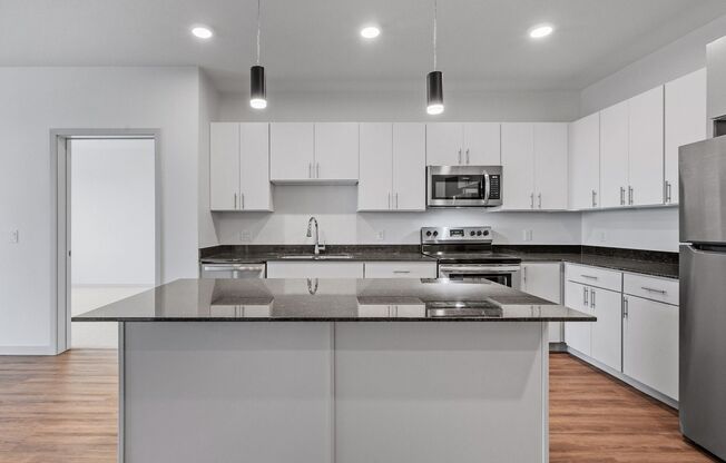 2 beds, 2 baths, 1,087 sqft, $2,095, Unit 430
