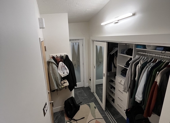 1 bed, 1 bath, 540 sqft, $3,200, Unit 322