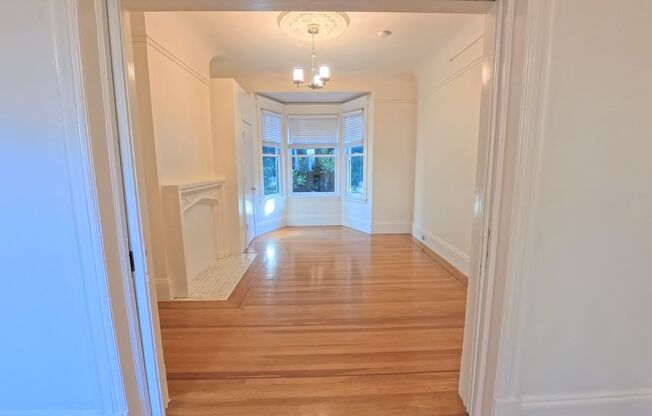 524 WALLER