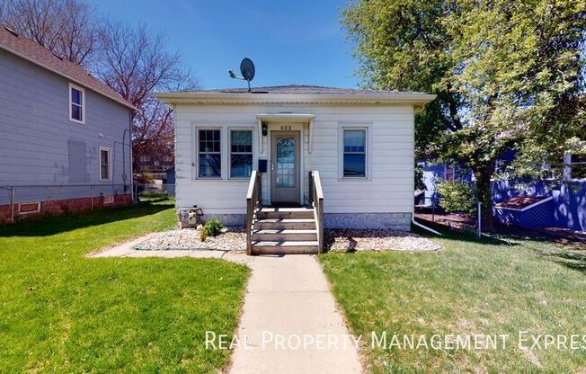 623 S 4th Ave