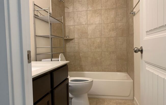 The Perfect Blend of Space & Location – 5 Beds Near Alliance