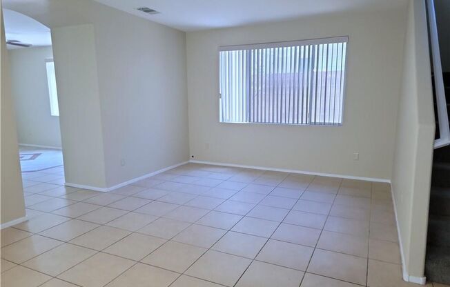 AWESOME GREEN VALLEY HOME IN GATED COMMUNITY!!
