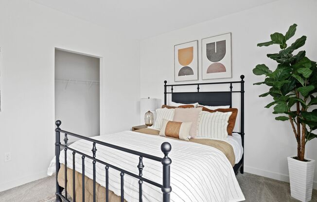 1 bed, 1 bath, 747 sqft, $1,420, Unit 210