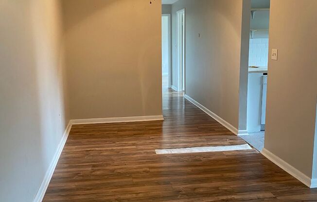 2 beds, 1.5 baths, 850 sqft, $1,850, Unit D04