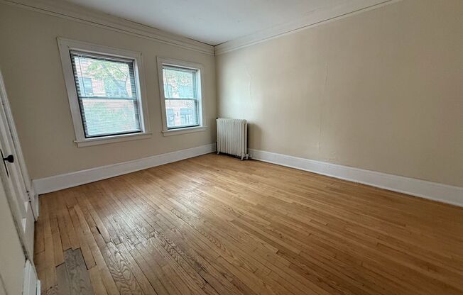 2523-29 Webster