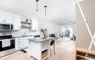 1 bed, 1 bath, 721 sqft, $1,175, Unit 405