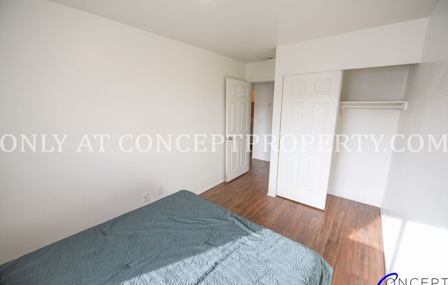 2 beds, 1 bath, 810 sqft, $1,265, Unit 04