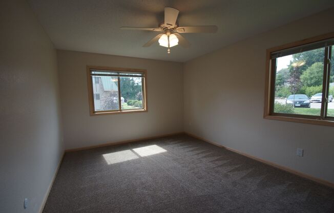 2 beds, 2 baths, 1,050 sqft, $1,724, Unit 206