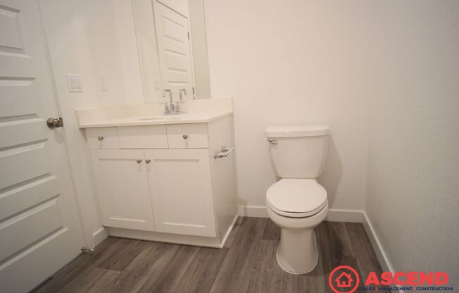 Stunning 3 Bedroom Home Near Liberty Highschool!