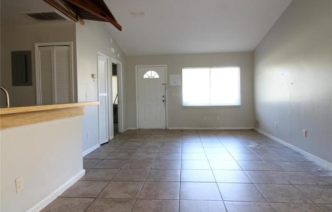 1375 CANDLEWYCK DR
