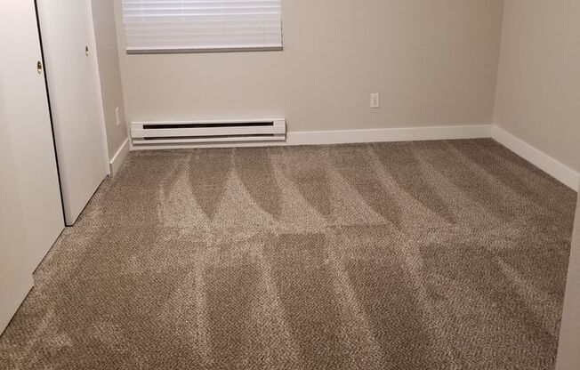 2 beds, 2 baths, 916 sqft, $1,550, Unit 243