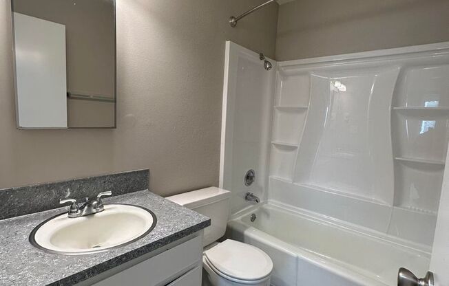 1 bed, 1 bath, 600 sqft, $1,250, Unit 19