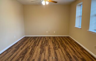 3 beds, 2 baths, $1,050, Unit Apt E