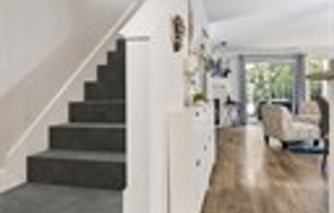 2Bd/2.25Ba Kent Condo