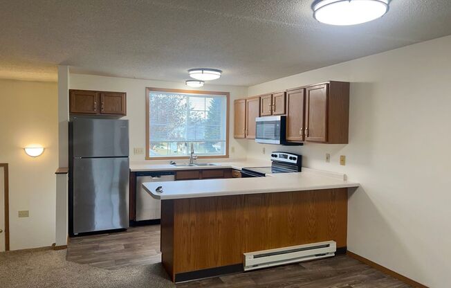 Updated 3 bedroom, 2 bath Townhome located in South Fargo !!