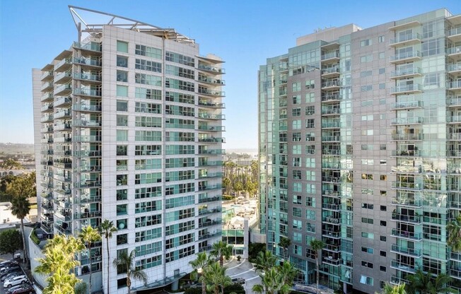 13600 MARINA POINTE DR
