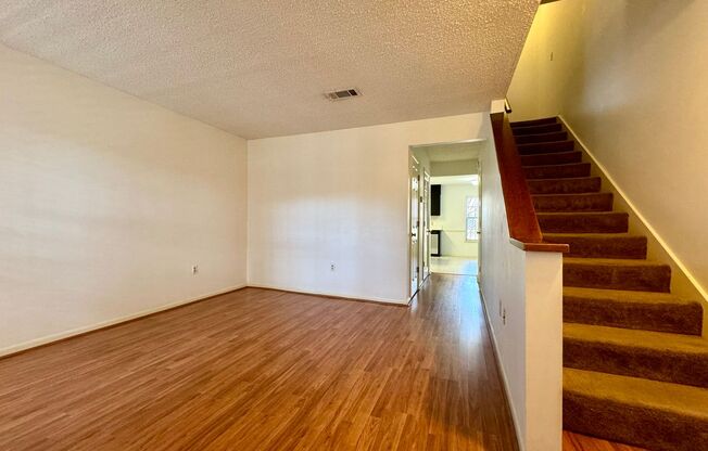 Lakewood Commons G202