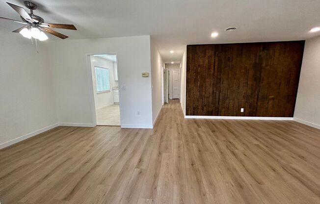 Fantastic San Lorenzo Village Home!   Move in Ready!