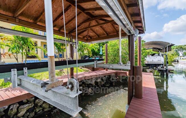 539 TREVISO DR